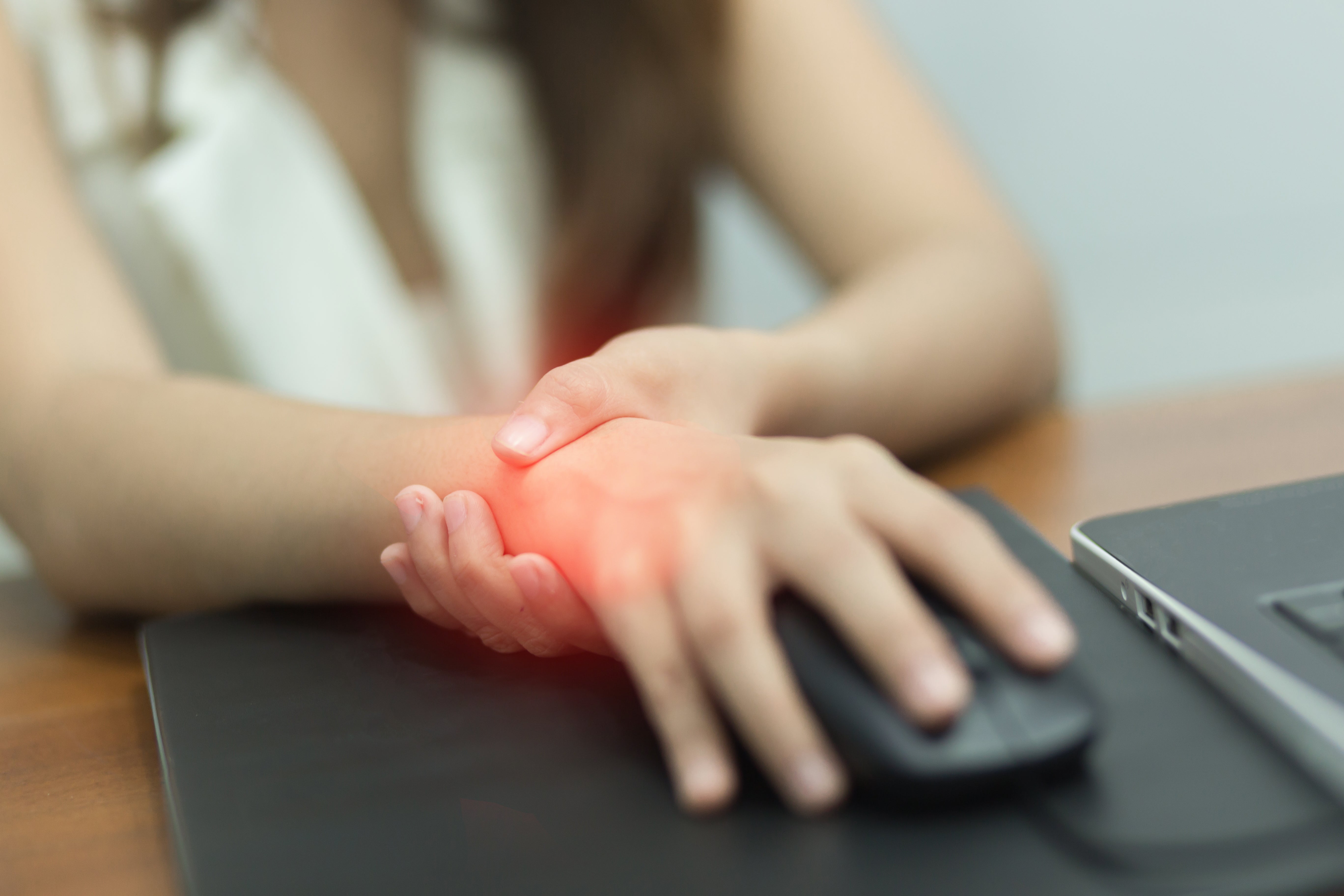 How to Prevent Common Hand or Wrist Injuries