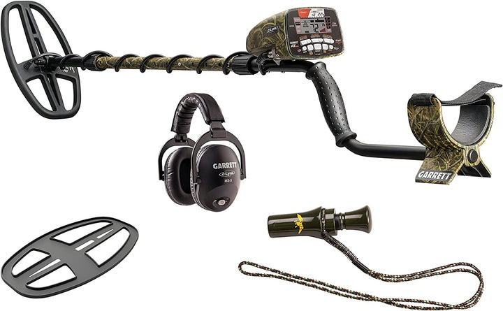 Garrett Jase Robertson Signature Edition A.T. Max Metal Detector