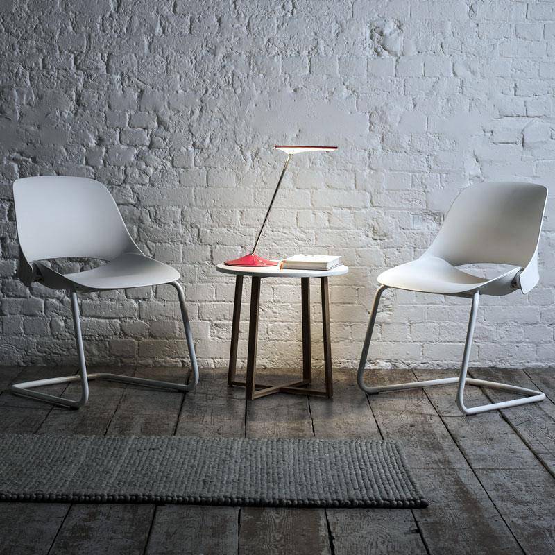 Humanscale Ergonomic Chair Four Legs / White Powder Coat Humanscale TREA Ergonomic Office Chair